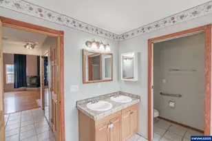 8100 Buena Vista Rd, Independence, OR 97351 - Photo 40