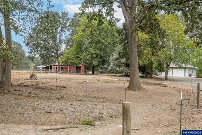 1780 Clover Ridge Rd NE, Albany, OR 97322 - Photo 12