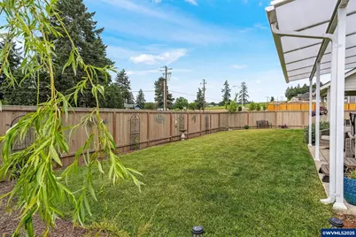 493 NW Crater Lake Dr, Dallas, OR 97338 - Photo 14