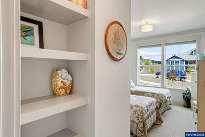 493 NW Crater Lake Dr, Dallas, OR 97338 - Photo 32