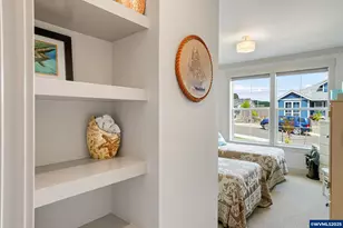 493 NW Crater Lk Dr, Dallas, OR 97338 - Photo 32