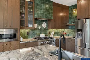 493 NW Crater Lk Dr, Dallas, OR 97338 - Photo 24