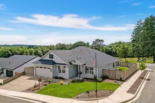 493 NW Crater Lk Dr, Dallas, OR 97338 - Photo 2