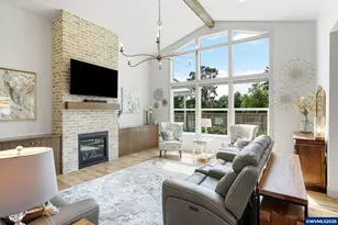 493 NW Crater Lk Dr, Dallas, OR 97338 - Photo 16