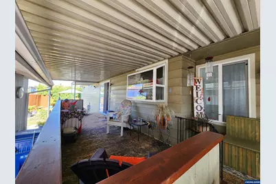 5422 Portland Rd NE #127, Salem, OR 97305 - Photo 32