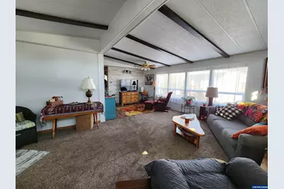 5422 Portland Rd NE #127, Salem, OR 97305 - Photo 8