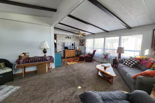 5422 Portland Rd NE, Salem, OR 97305 - Photo 8