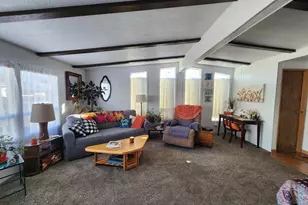 5422 Portland Rd NE, Salem, OR 97305 - Photo 10