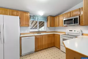 5050 Columbus #169 St, Albany, OR 97322 - Photo 8