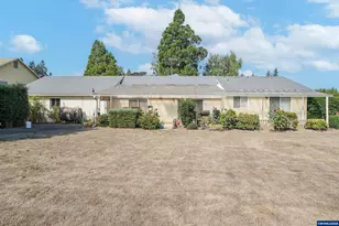 21988 Case (21938-22068) Rd, Aurora, OR 97002 - Photo 40