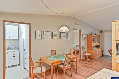 21988 Case (21938-22068) Rd, Aurora, OR 97002 - Photo 34