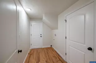 43083 Island Inn Dr, Lebanon, OR 97355 - Photo 24