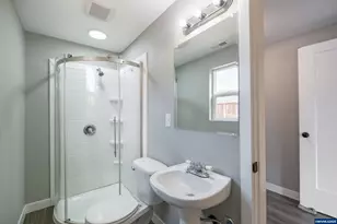 995 Fairview Ave SE, Salem, OR 97302 - Photo 20