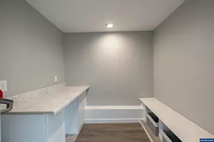 995 Fairview Ave SE, Salem, OR 97302 - Photo 26