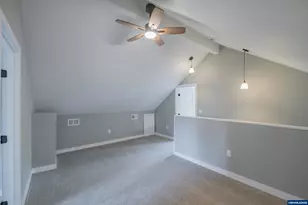 995 Fairview Ave SE, Salem, OR 97302 - Photo 38