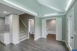 995 Fairview Ave SE, Salem, OR 97302 - Photo 24