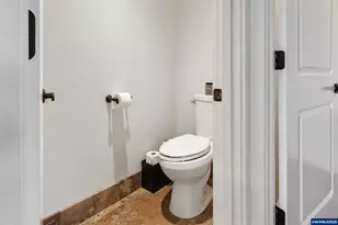 2716 Old Farm Ave NW, Salem, OR 97304 - Photo 36