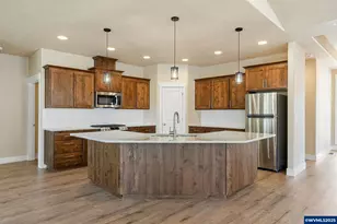 708 NW George Ct, Sublimity, OR 97385 - Photo 10