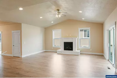 708 NW George Ct, Sublimity, OR 97385 - Photo 16