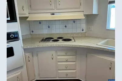 5422 Portland #24 Rd NE, Salem, OR 97305 - Photo 6