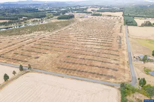 595 N Fir Villa Rd, Dallas, OR 97338 - Photo 8