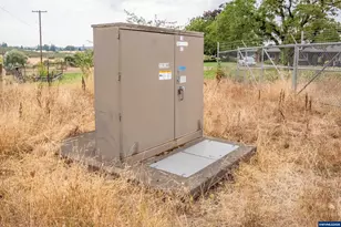 595 N Fir Villa Rd, Dallas, OR 97338 - Photo 34