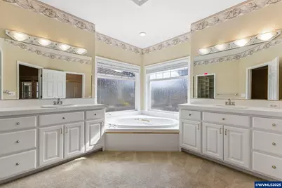 6467 Hogan Dr N, Keizer, OR 97393 - Photo 26