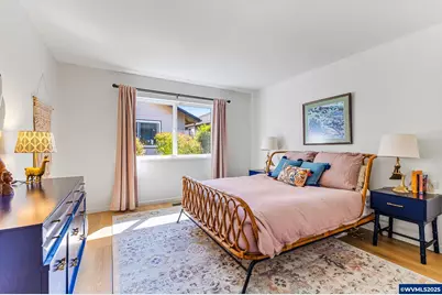 3318 Oakcrest Dr NW, Salem, OR 97304 - Photo 14