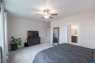 593 NE Evergreen Ave, Dallas, OR 97338 - Photo 34