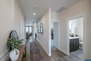 593 NE Evergreen Ave, Dallas, OR 97338 - Photo 12