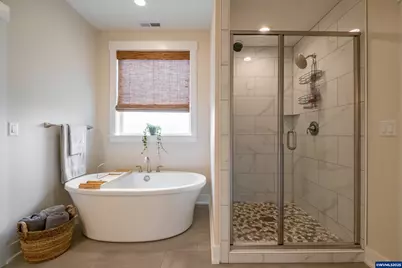 593 NE Evergreen Av, Dallas, OR 97338 - Photo 38