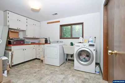 3908 SE Arbor Ct, Hillsboro, OR 97123 - Photo 36