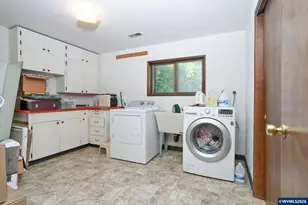 3908 SE Arbor Ct, Hillsboro, OR 97123 - Photo 36