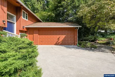 3908 SE Arbor Ct, Hillsboro, OR 97123 - Photo 4