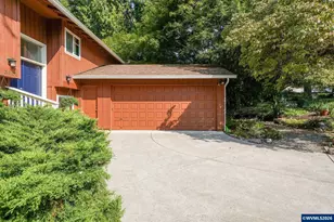3908 SE Arbor Ct, Hillsboro, OR 97123 - Photo 4