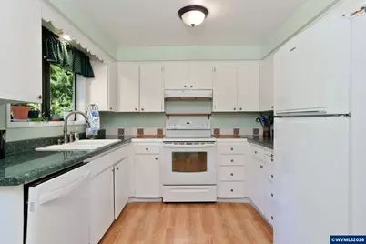 3908 SE Arbor Ct, Hillsboro, OR 97123 - Photo 20
