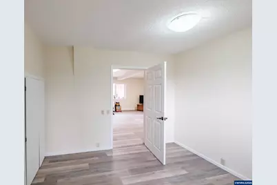 40235 Rainbow Dr, Scio, OR 97374 - Photo 16