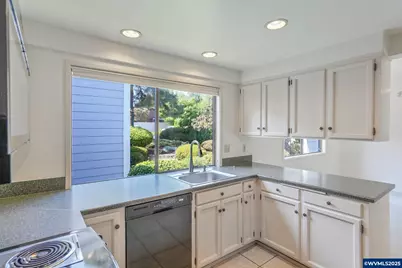 4366 Alderbrook Av SE, Salem, OR 97302 - Photo 10