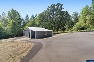30402 Townsend Rd, Lebanon, OR 97355 - Photo 28