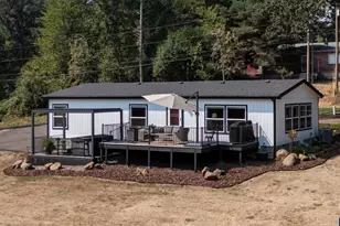 30402 Townsend Rd, Lebanon, OR 97355 - Photo 4