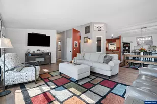 30402 Townsend Rd, Lebanon, OR 97355 - Photo 6