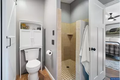 30402 Townsend Rd, Lebanon, OR 97355 - Photo 18