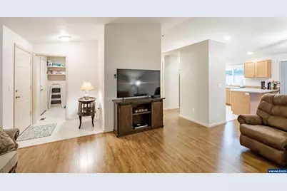 2856 Boston St SE, Albany, OR 97322 - Photo 10