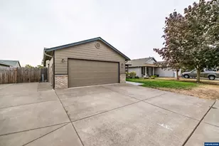 2856 Boston St SE, Albany, OR 97322 - Photo 4