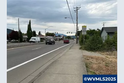 1717 Main St, Philomath, OR 97370 - Photo 6