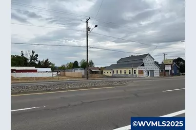 1717 Main St, Philomath, OR 97370 - Photo 4