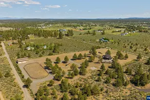 17450 Star Thistle Ln, Bend, OR 97703 - Photo 6