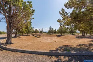 17450 Star Thistle Ln, Bend, OR 97703 - Photo 16
