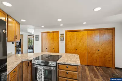 17450 Star Thistle Ln, Bend, OR 97703 - Photo 28