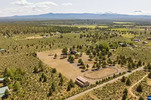 17450 Star Thistle Ln, Bend, OR 97703 - Photo 10